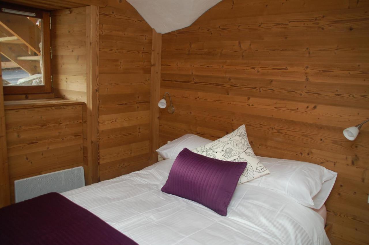 Two Bedroom Apartment La Voute, Chandon Near Meribel - Sleeps 4 Adults Or 2 Adults And 3 Children Les Allues Esterno foto