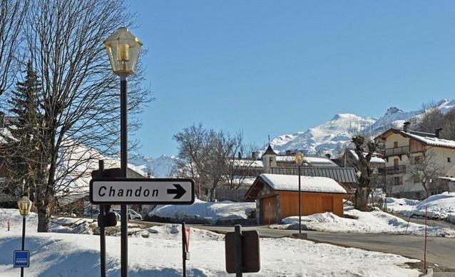 Two Bedroom Apartment La Voute, Chandon Near Meribel - Sleeps 4 Adults Or 2 Adults And 3 Children Les Allues Esterno foto