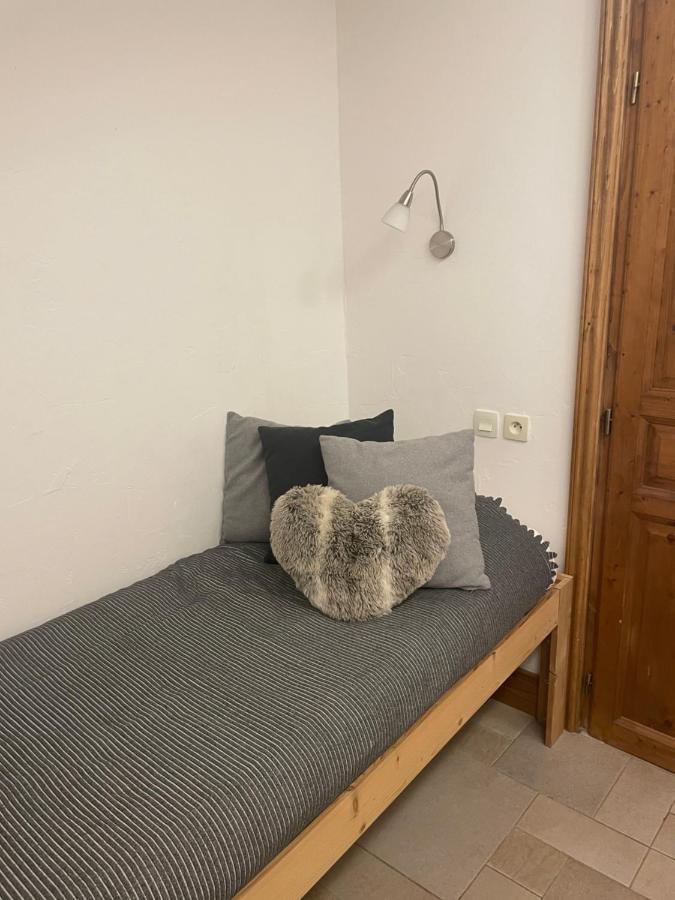 Two Bedroom Apartment La Voute, Chandon Near Meribel - Sleeps 4 Adults Or 2 Adults And 3 Children Les Allues Esterno foto