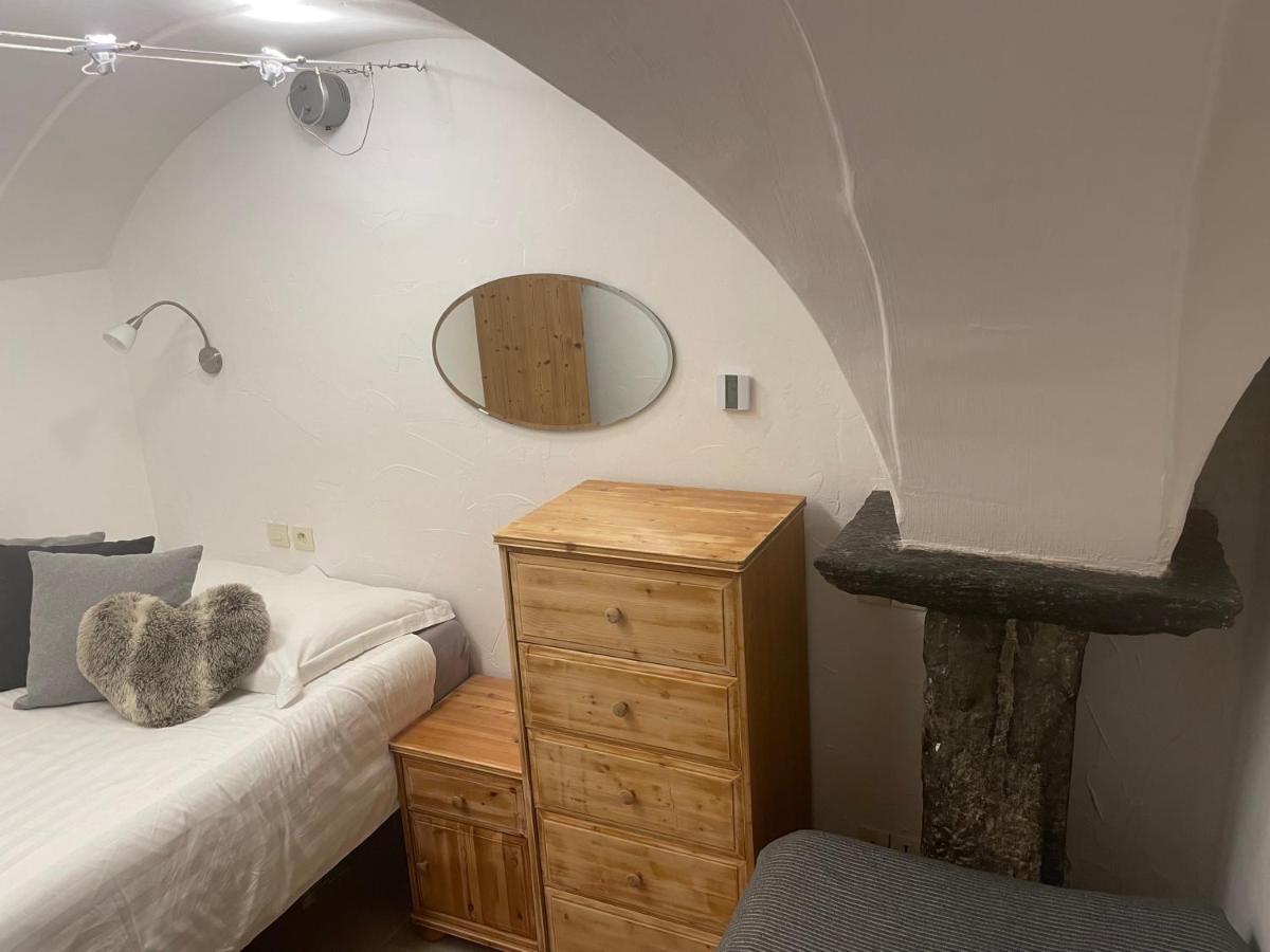 Two Bedroom Apartment La Voute, Chandon Near Meribel - Sleeps 4 Adults Or 2 Adults And 3 Children Les Allues Esterno foto